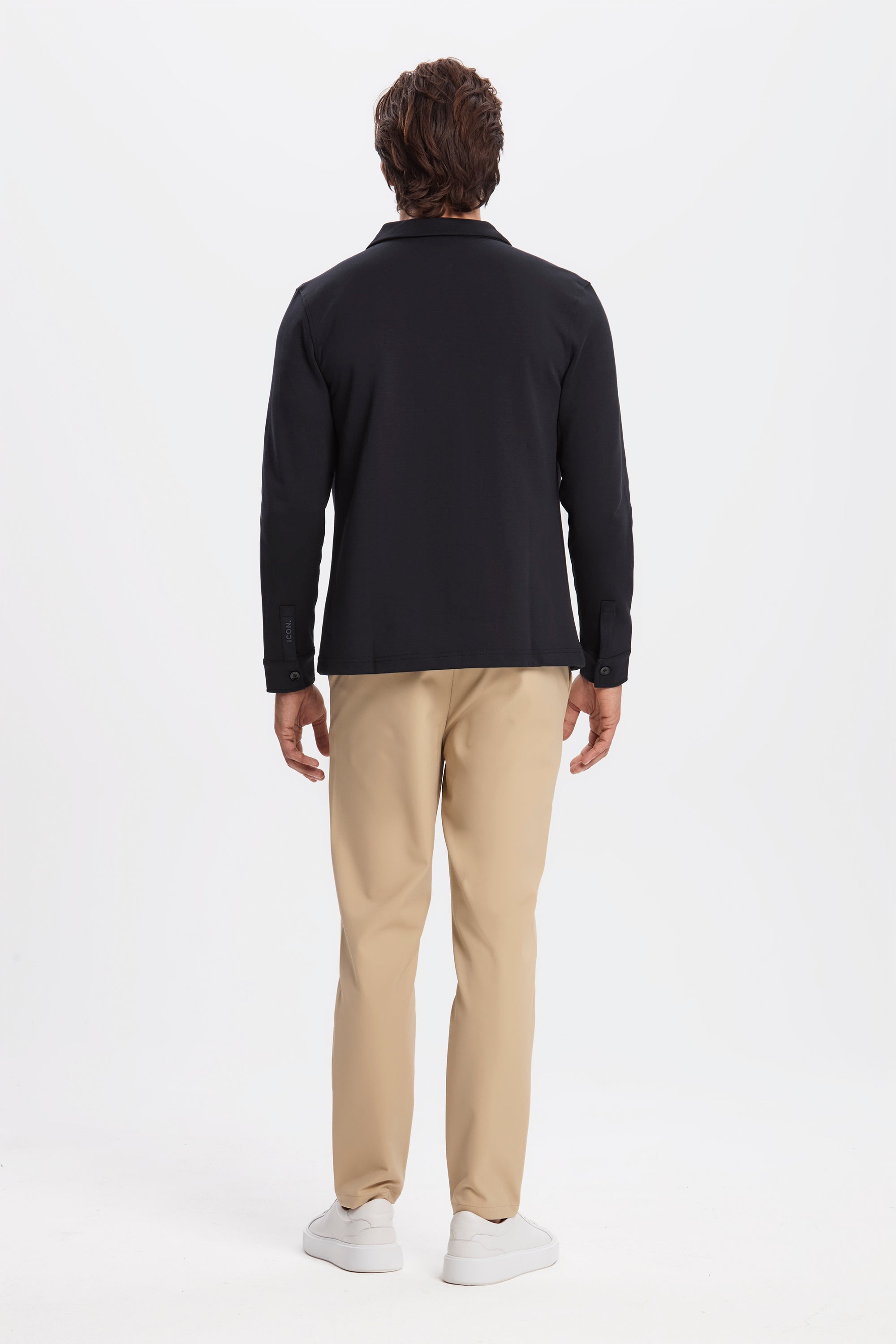La Sobrecamisa Deportiva Jamd